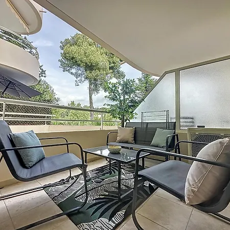 T2 Apartment, Pool, Apartment